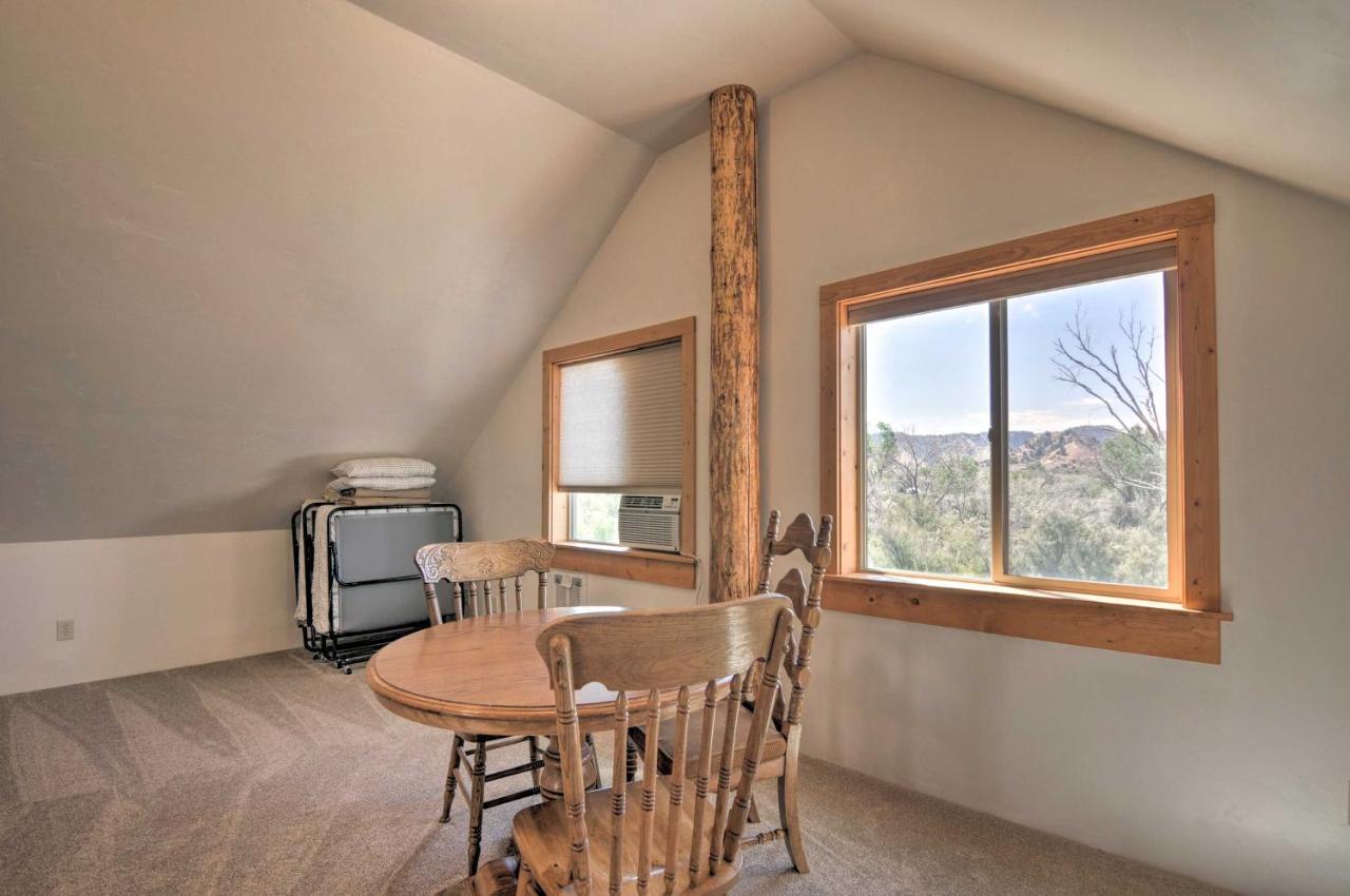 Cozy Henrieville Cabin 18 Mi To Bryce Canyon Np! Екстериор снимка