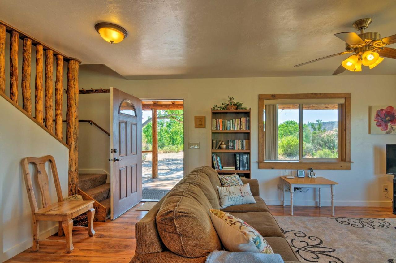 Cozy Henrieville Cabin 18 Mi To Bryce Canyon Np! Екстериор снимка