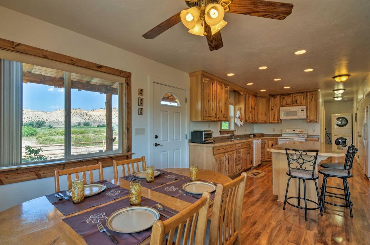 Cozy Henrieville Cabin 18 Mi To Bryce Canyon Np! Екстериор снимка